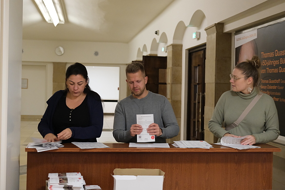 Der Faktencheck wird gefaltet